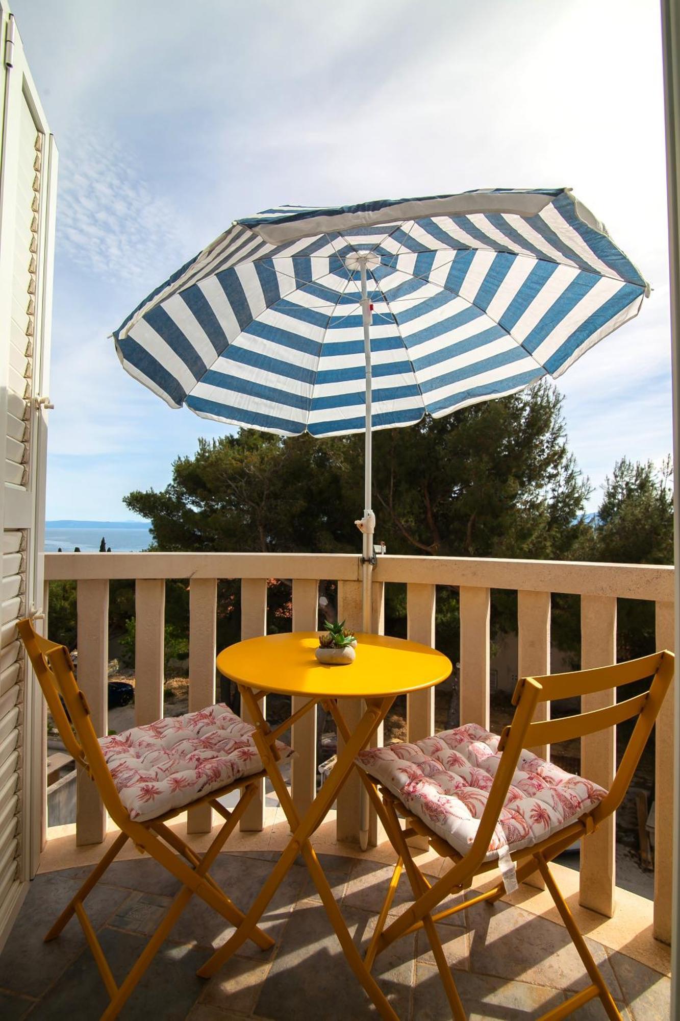 Helvetia Sunny Apartments Bol Exterior foto